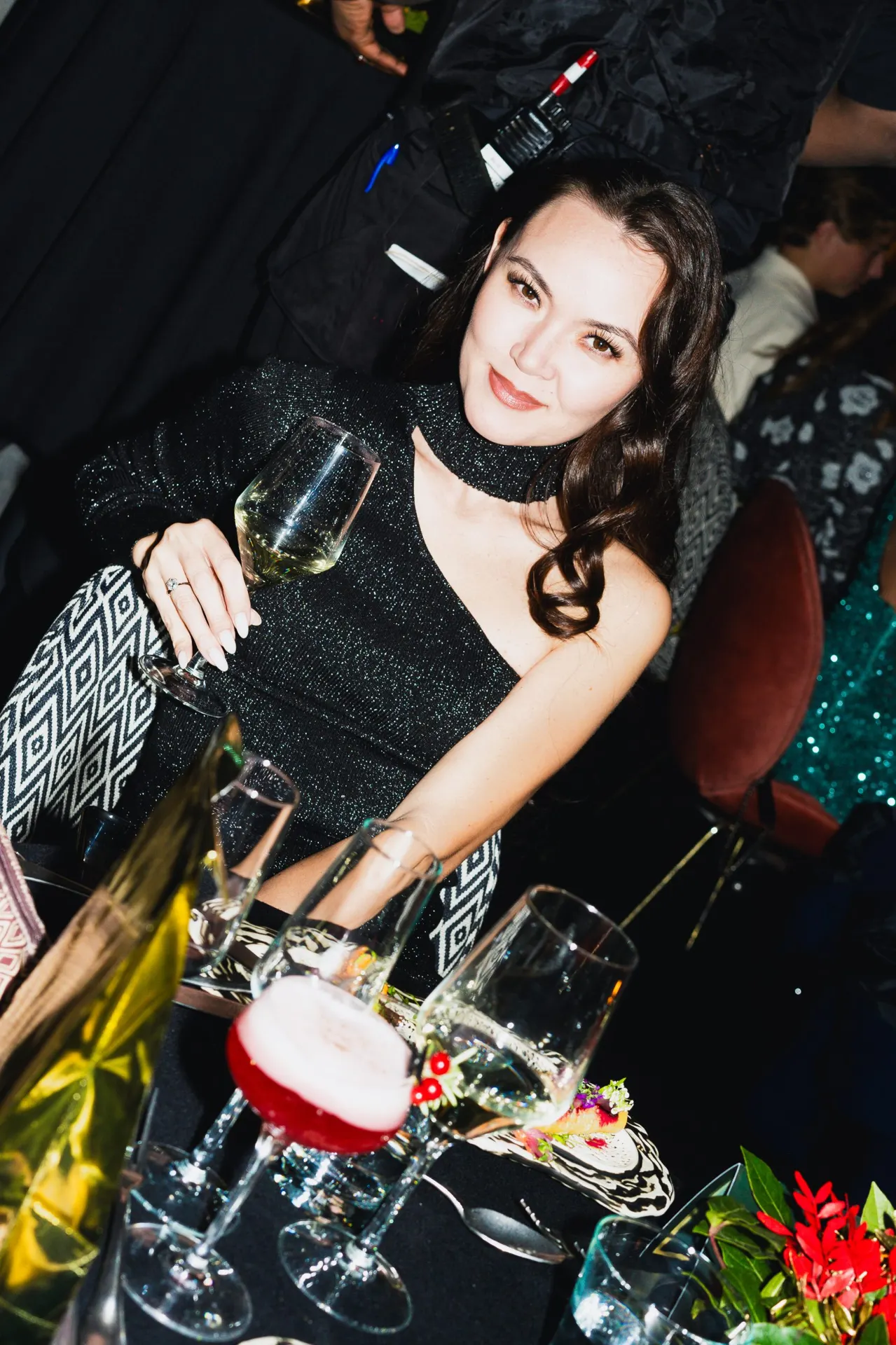 Despedida de soltera en Madrid con cena y baile